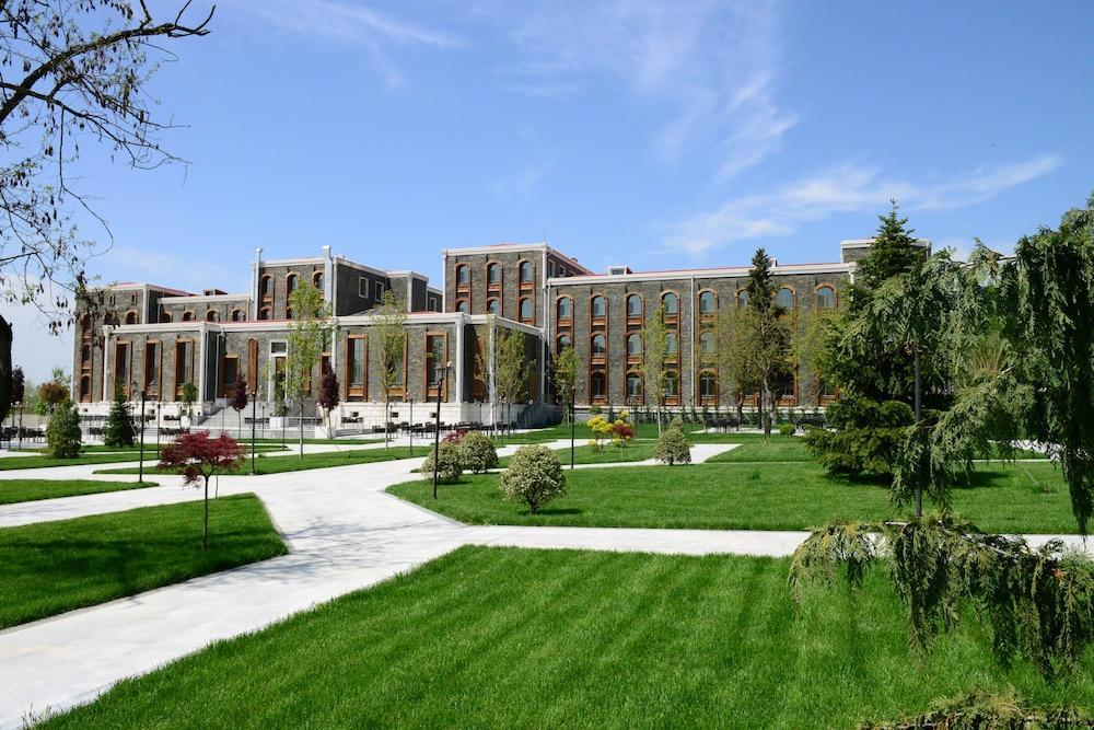 Qafqaz Karvansaray Hotel Qəbələ Zewnętrze zdjęcie