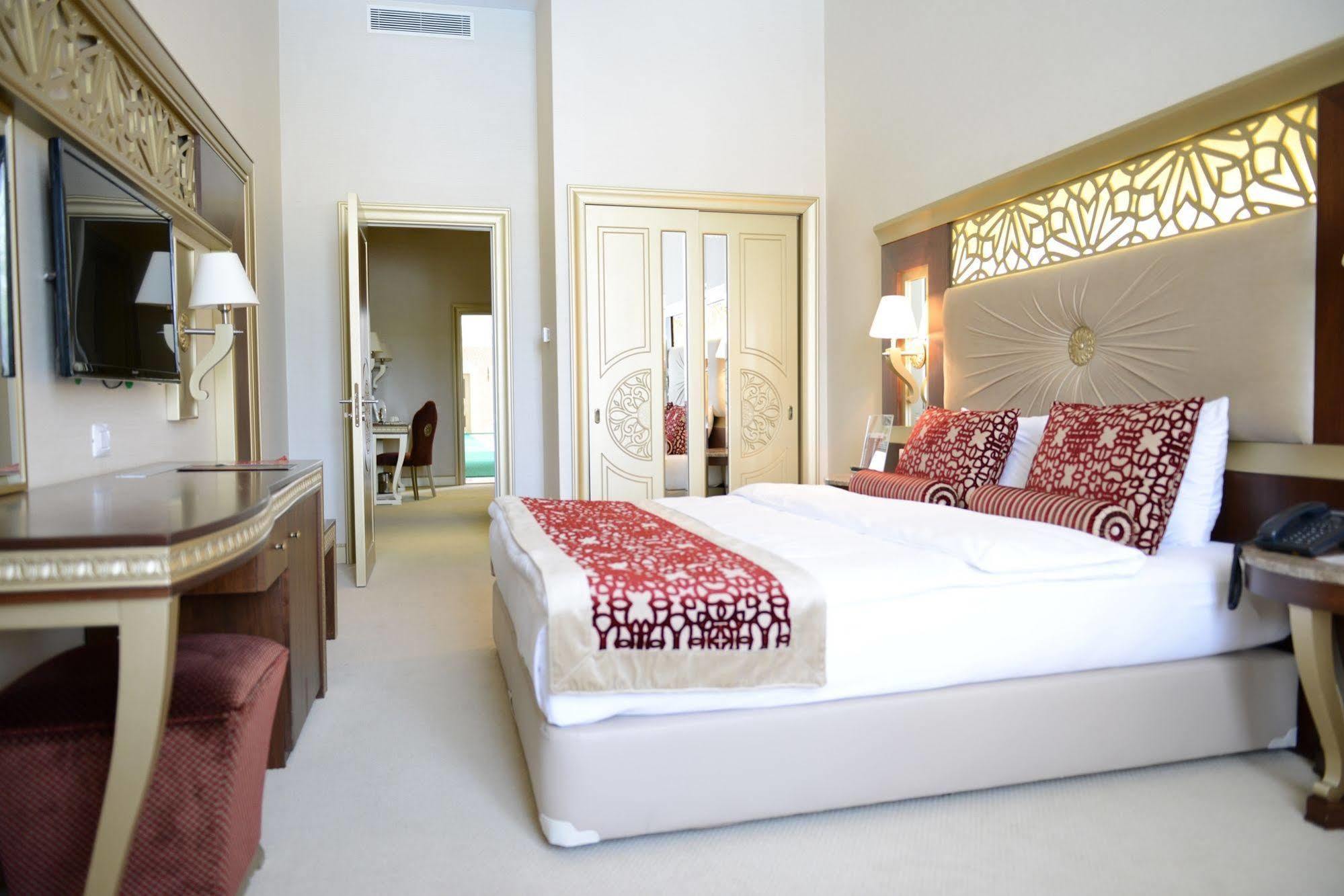 Qafqaz Karvansaray Hotel Qəbələ Zewnętrze zdjęcie