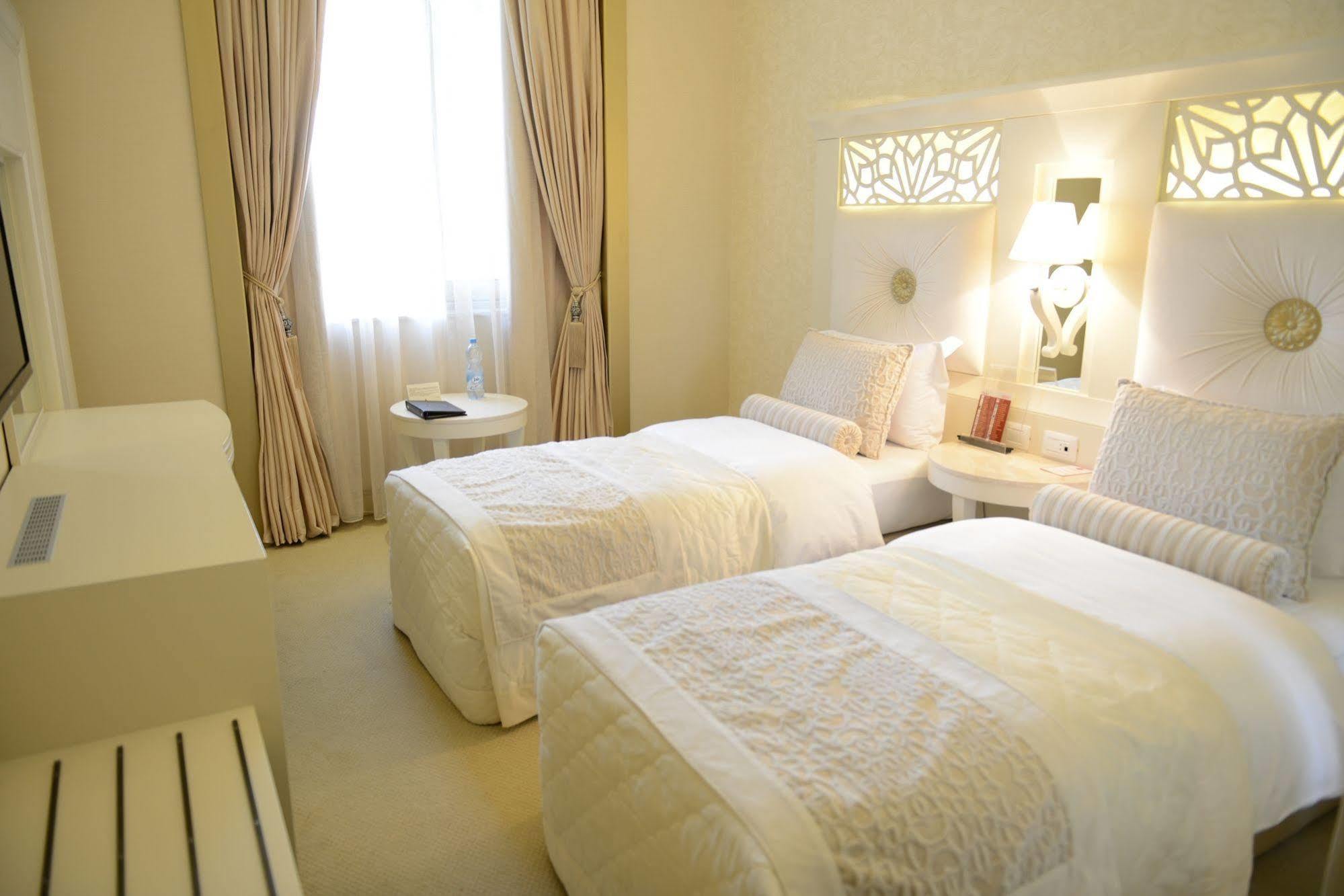 Qafqaz Karvansaray Hotel Qəbələ Zewnętrze zdjęcie